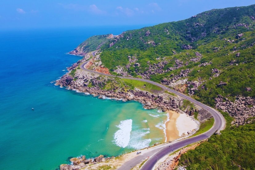 Vietnam Road Trip Guide 2025: Best Routes, Map & Tips